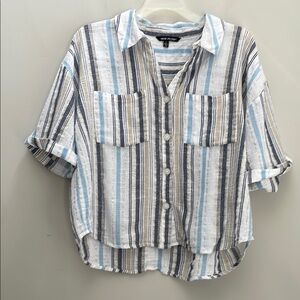 Unique Spectrum Striped Button Up Cropped Top 100% cotton Women’s size large